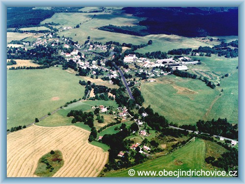 Jind�ichovice - leteck� pohled