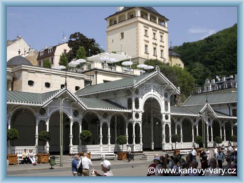 Karlovy Vary - Tr�n� kolon�da