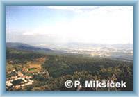 Pohled z Bou���ku na Mikulov a Teplice