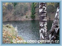 Per�tejn - Zatopen� v�pencov� lom
