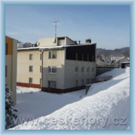 Apartm�n ve Zlat� Ole�nici
