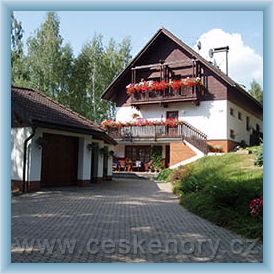 Penzion U Hradeck�ch