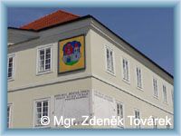 Nov� M�sto nad Metuj� - B�val� radnice - Spolkov� d�m