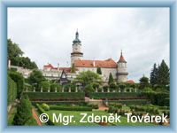 Nov� M�sto nad Metuj� - Z�mek - park