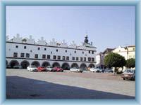 Nov� m�sto nad Metuj� - n�m�st�