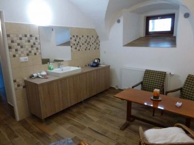 Anna v říční zátoce