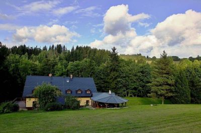 Anna v říční zátoce