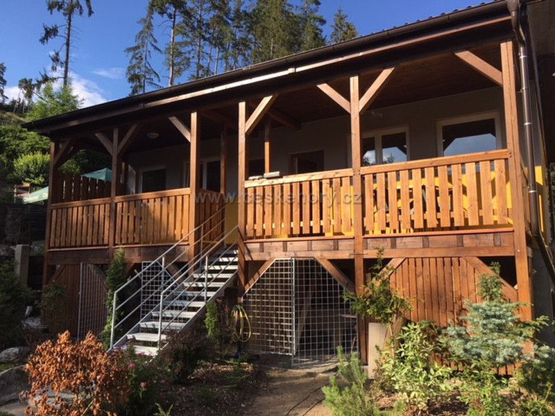 Apartmány v kempu Karolina