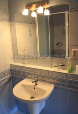 Apartmány Chřibská + Dům s verandou