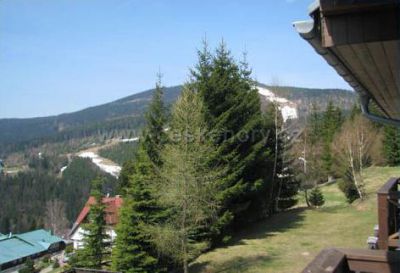 Apartmán - bytový dům Lověna