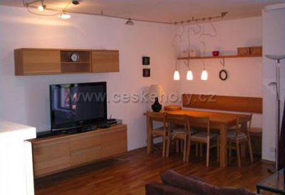 Apartmán - bytový dům Lověna