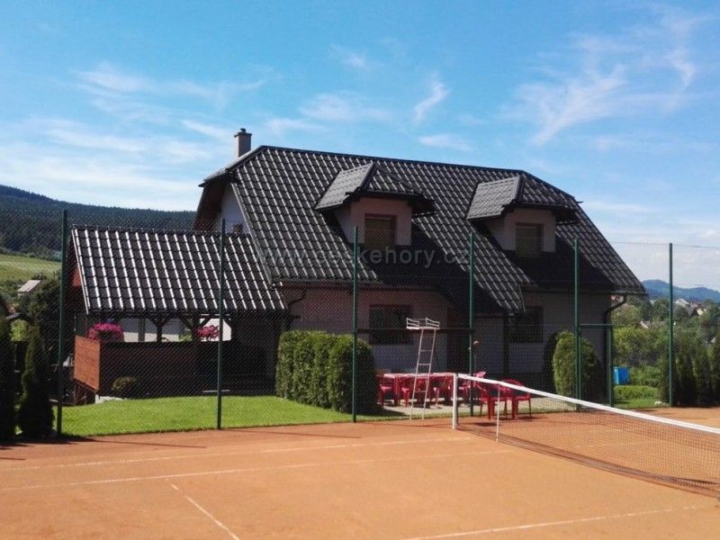 Apartmány u tenisového kurtu ***