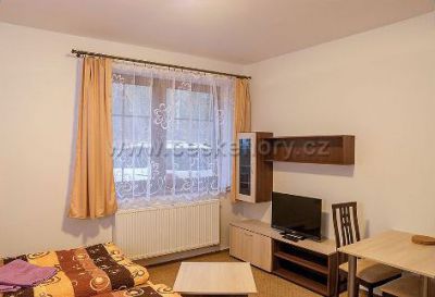 Apartmány a restaurant Řezáč ****