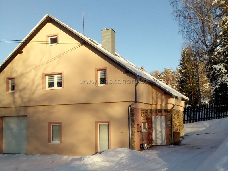 Chalupa ve Vejprtech