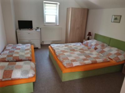 Chalupa ve Vejprtech