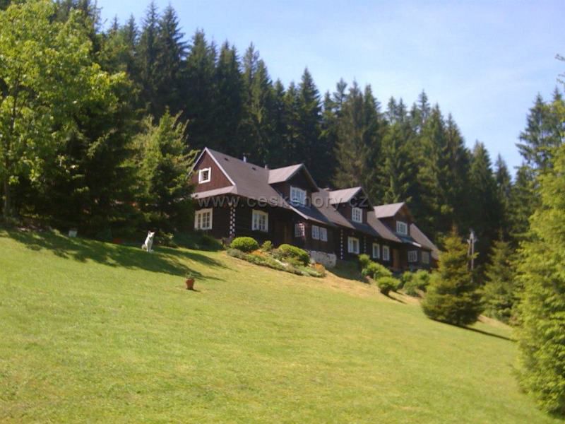 Stylová dřevěnice penz. Beskýdek I,II,III a IV