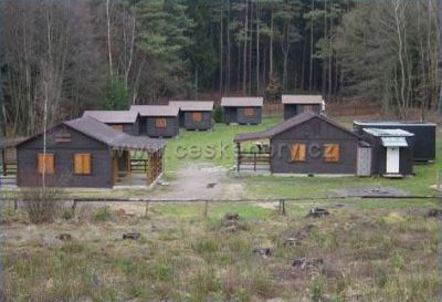 Chatky Drhleny - Farářský rybník