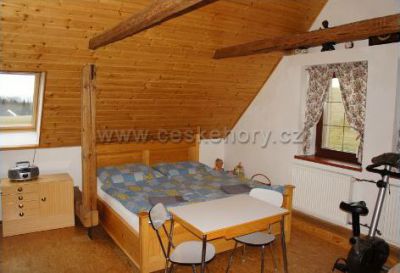 Chaloupka pod jedlí