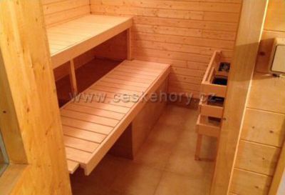 Chalupa s apartmány v Českém Jiřetíně