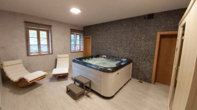 Chalupa Dolní Dvůr