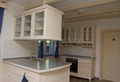 Chalupa pod hruškou