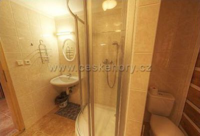 Roubené chalupy Zlatník