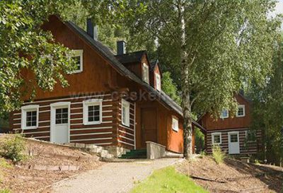 Roubené chalupy Zlatník