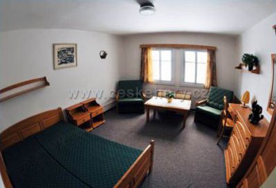 Chata Grácie - bývalá podniková chalupa