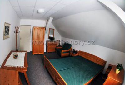 Chata Grácie - bývalá podniková chalupa