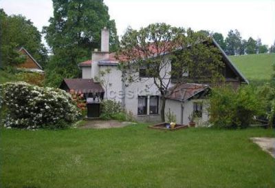 Chata na Vranovské přehradě