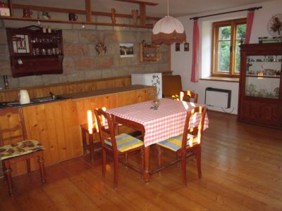 Chalupa Hrdoňovice - Újezd pod Troskami