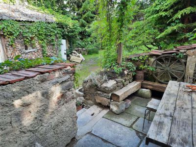 DOM - Chalupa na Lipně