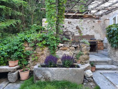 DOM - Chalupa na Lipně