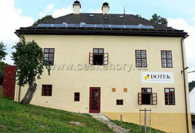 DOTEK Dům obnovy tradic, ekologie a kultury