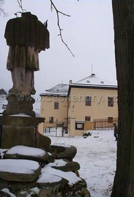 DOTEK Dům obnovy tradic, ekologie a kultury