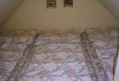 Lovecká chata a Supraphon