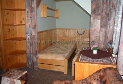 Lovecká chata a Supraphon