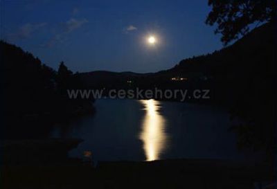 Hacienda Bellavista na pláži přehrady Bystřička