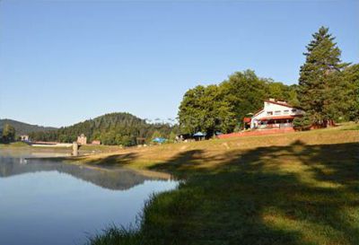 Hacienda Bellavista na pláži přehrady Bystřička