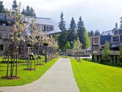 Mountain apartment Resident