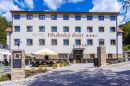 Wellness hotel Hluboký dvůr***