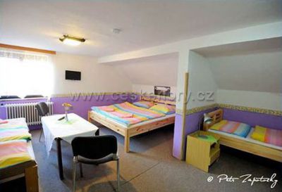 Hotel a Restaurace JEF a Krčma u Rytíře