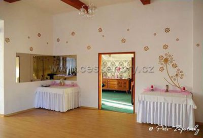 Hotel a Restaurace JEF a Krčma u Rytíře