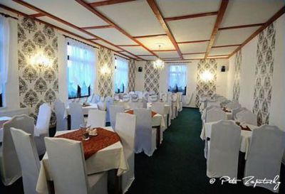 Hotel a Restaurace JEF a Krčma u Rytíře
