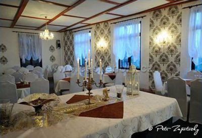 Hotel a Restaurace JEF a Krčma u Rytíře