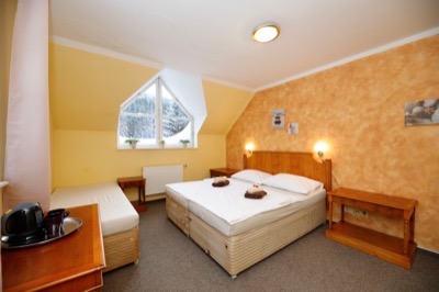 Hotýlek a restaurace na Mýtě