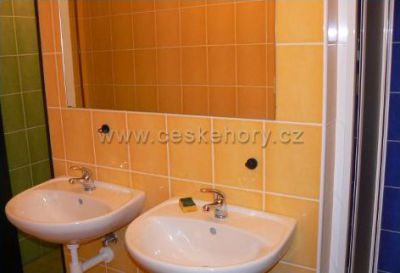 Domov mládeže SŠ a JŠ Volyně