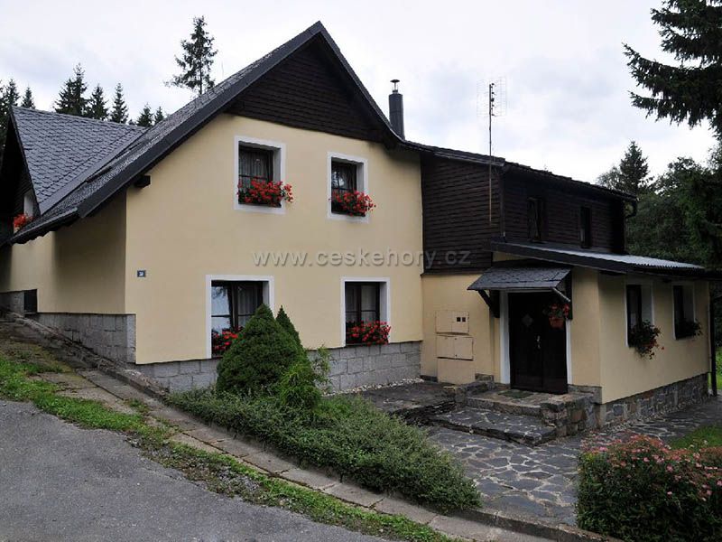 Chata Karlov 37 - ubytování nad Karlovem