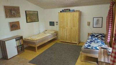 Hájenka u lanovky na Komáří Vížku