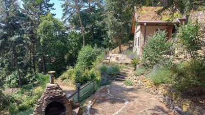 Hájenka u lanovky na Komáří Vížku